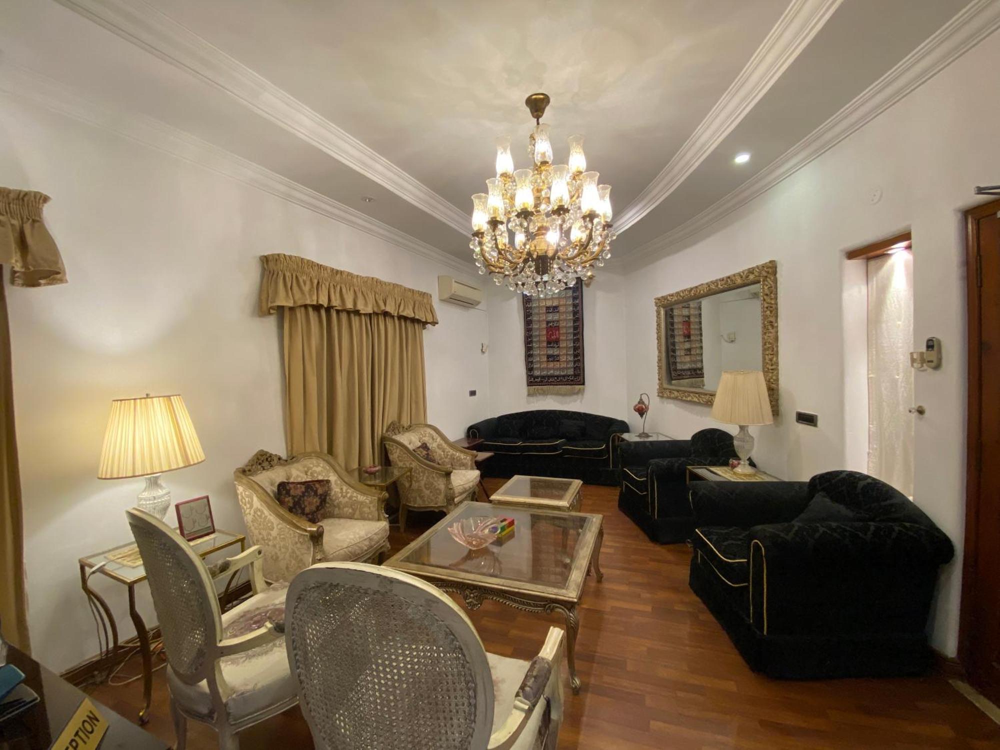 E Lodge Islamabad Exteriör bild