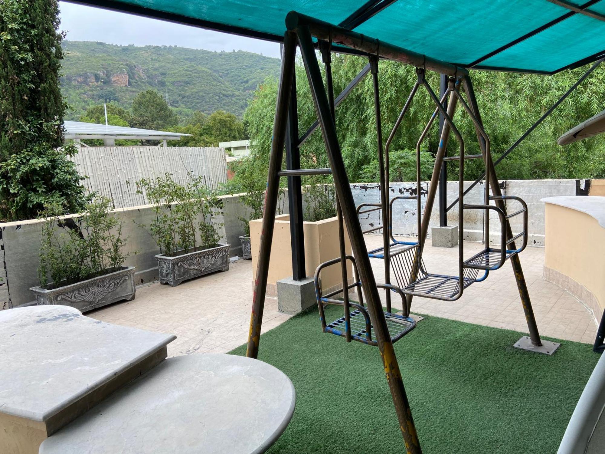 E Lodge Islamabad Exteriör bild